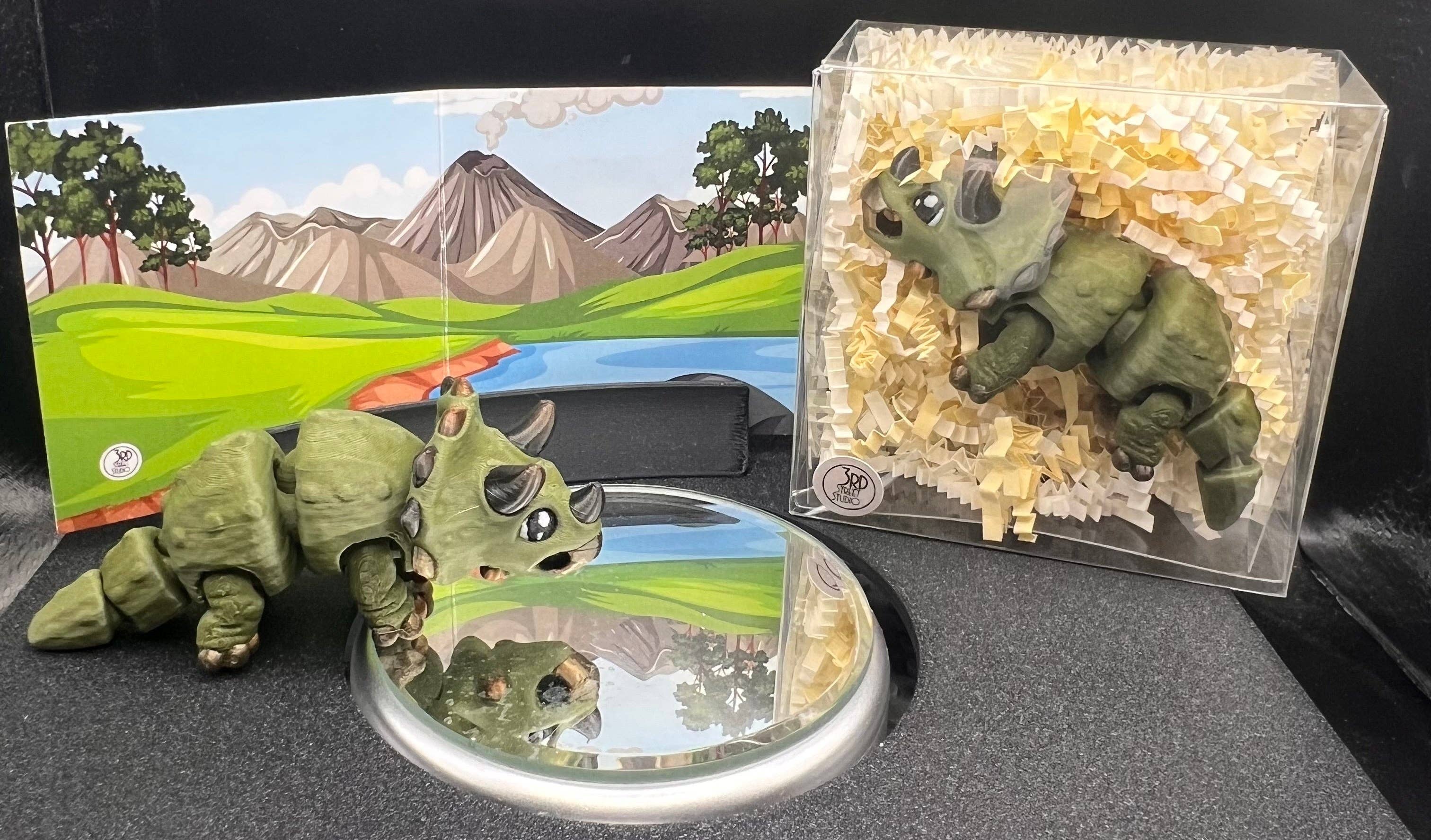 Triceratops - Fidget Friend - Includes Play Scene