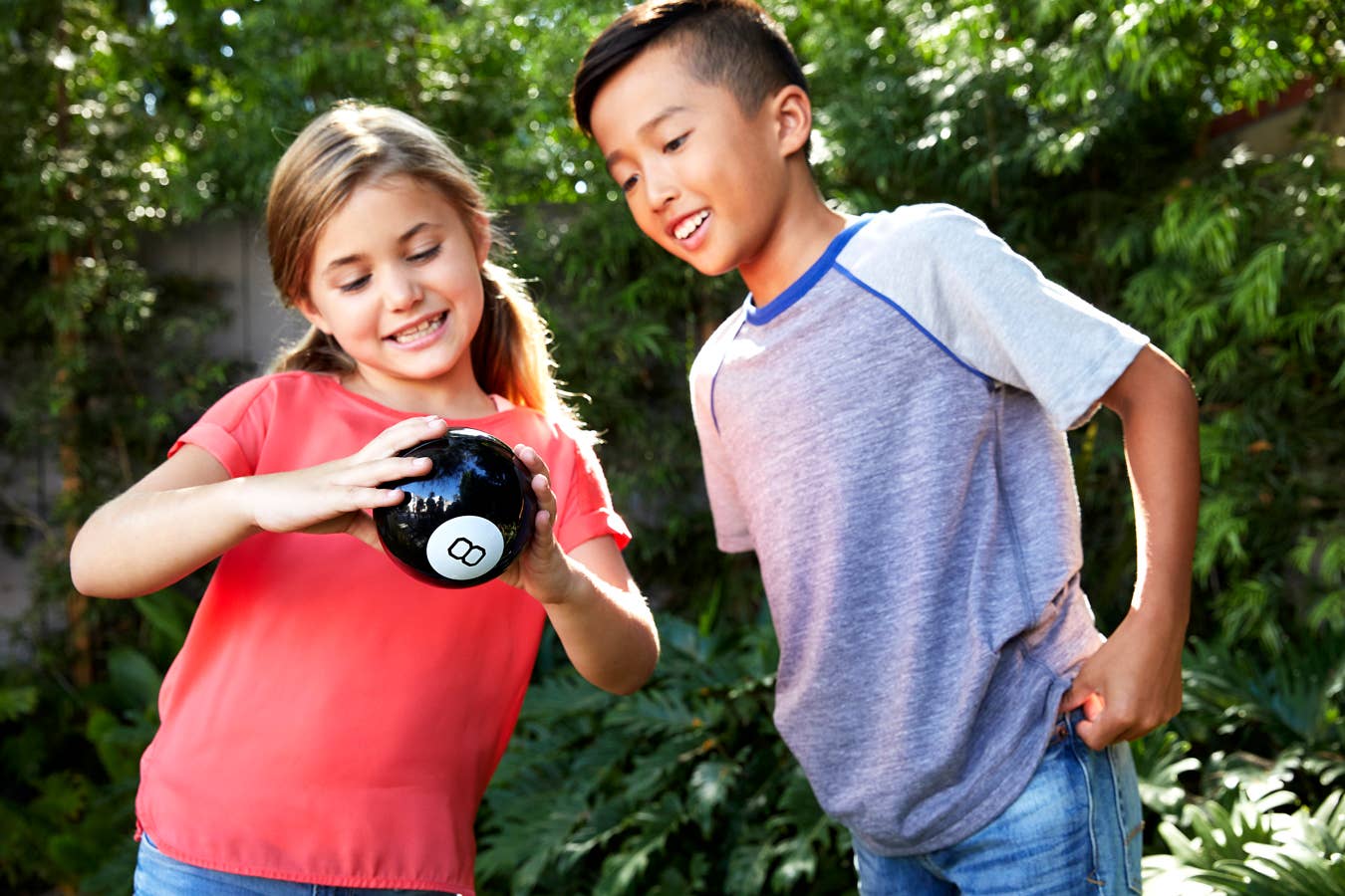 Magic 8 Ball Game