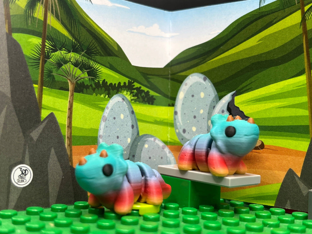 Triceratops - Fidget Friend - Includes Play Scene