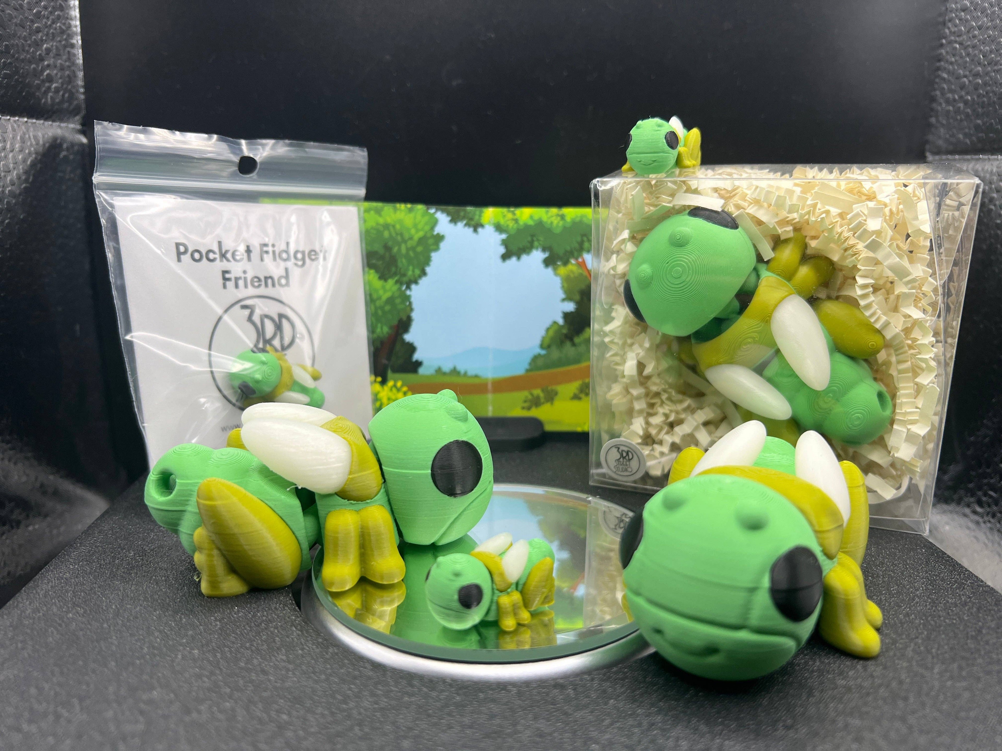 Grasshopper Fidget Friend - Includes Play Scene